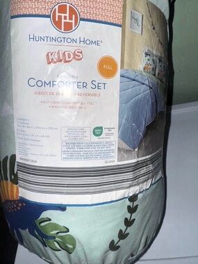 Huntington Home Kids Reversible Comforter Set Full Blue & Green